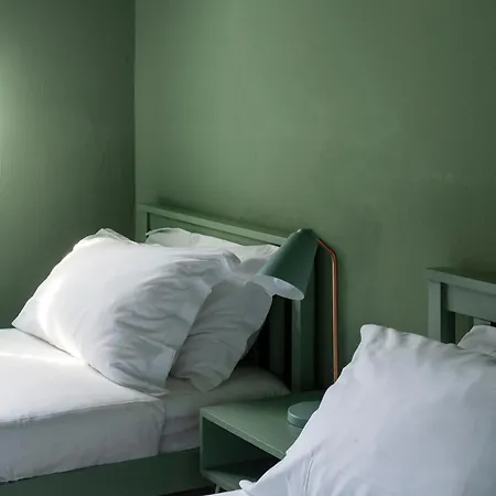 Domus Plinii 1792 Apart Otel Faggeto Lario