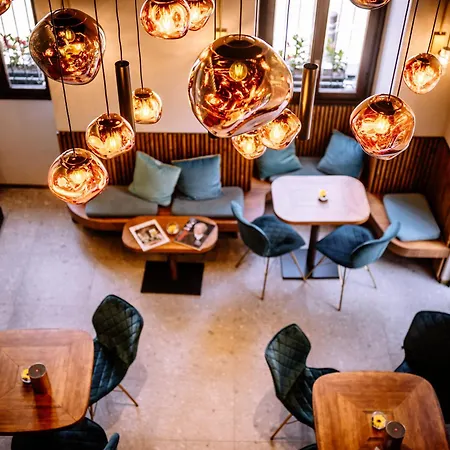 Aparthotel Domus Plinii 1792 Faggeto Lario