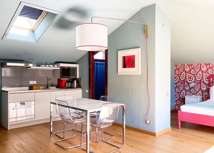 מלון דירות Domus Plinii 1792 4*