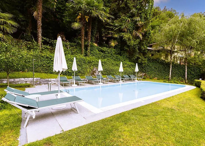 מלון דירות Domus Plinii 1792 Faggeto Lario